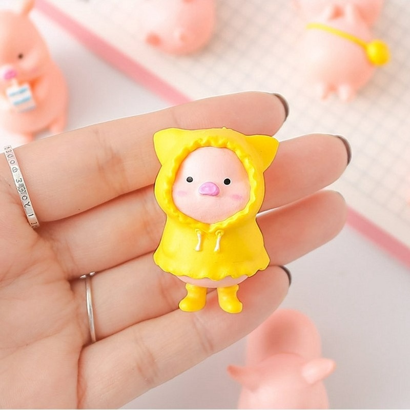 1pc Ornamen Boneka Babi Pink Kuning Mini Lucu Kreatif Untuk Dekorasi Rumah / Hadiah Ulang Tahun Anak