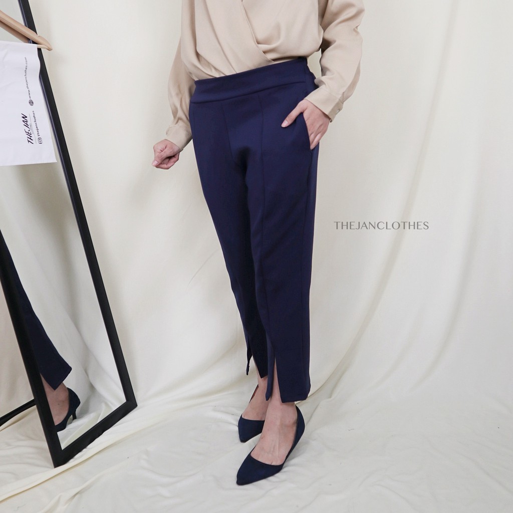 Alita pants nv - Thejanclothes