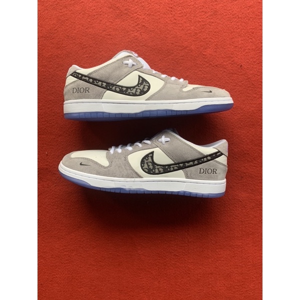 NIKE DUNK X DIOR