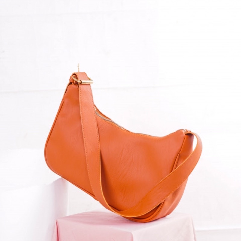 TAS WANITA - HOBO SHOULDERBAGS