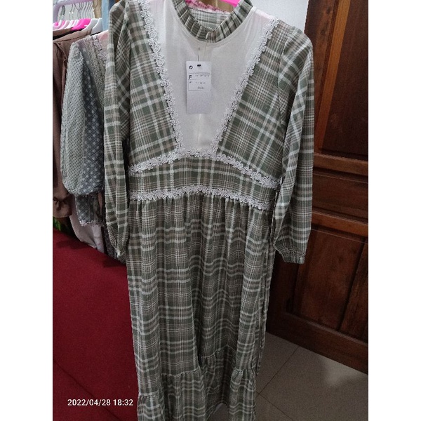 Gamis Lesti Kotak Kotak Zara