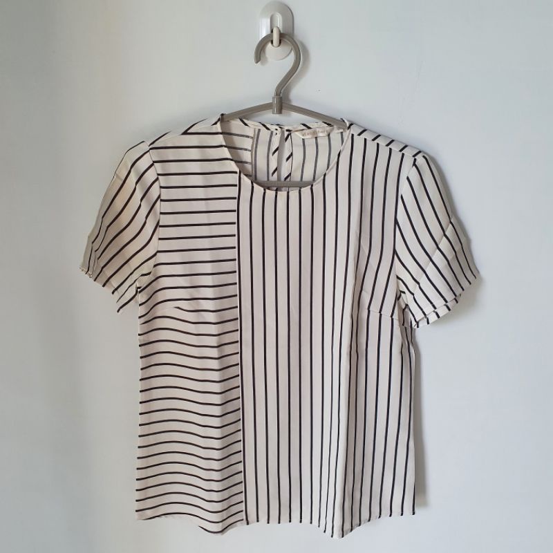 [PRELOVED] ATMOSPHERE BLOUSE
