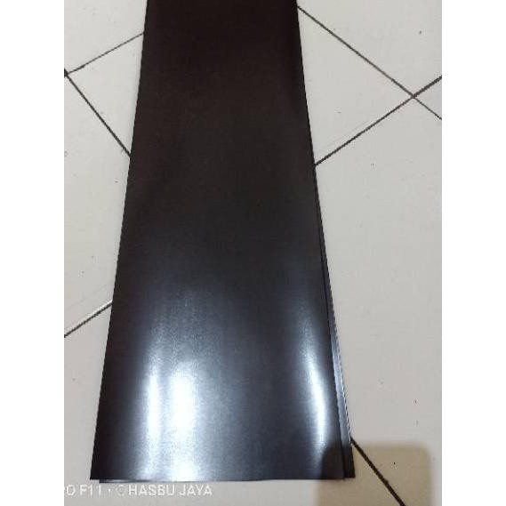 

TERBAIK..!! Magnet Lembaran tebal 0,5mm x 20cm x 60cm O14