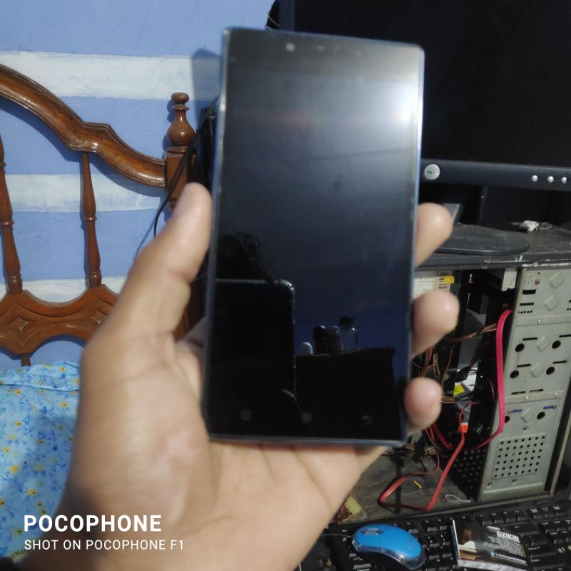 LCD hp Lenovo P70/P70a bekas fisik 98% normal copotan