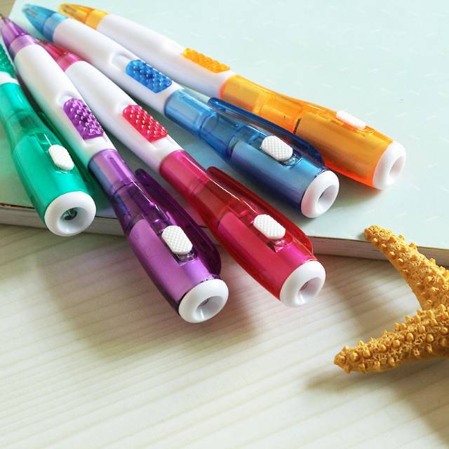 

Pulpen / Pen Edisi Senter Warna Warni