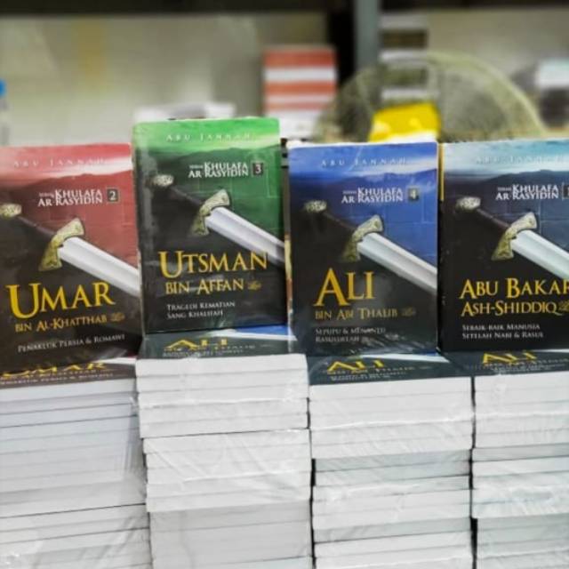 Paket Khulafaur Rasyidin Sahabat Nabi 4 buku