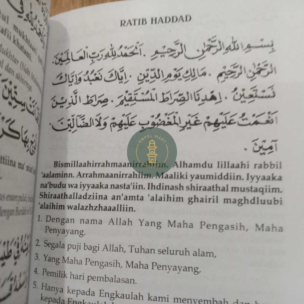 Ratib Al-haddad Alhaddad dan terjemahnya disertai Wiridul latif SAKU - Assholihin