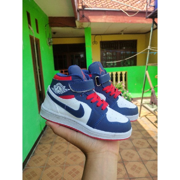 SEPATU NIKE AIR JORDAN ANAK NAVY RED GRADE ORI SNEAKERS ANAK LAKI LAKI