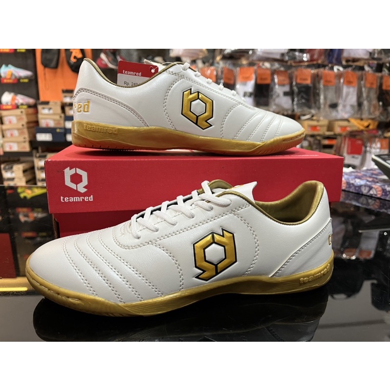 SEPATU FUTSAL TEAMRED ORIGINAL