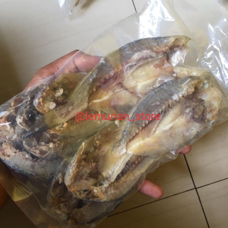 

IKAN KERING ASIN GULAMA 250gr