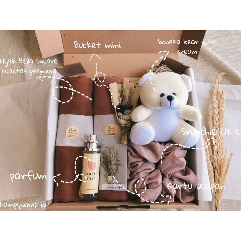 

hampers hijab/Hampers/hijab Bella square/kado ulang tahun/hampers wisuda/Hampers graduation/hadiah ulang tahun.