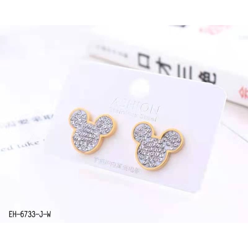 Anting-anting titanium 5833-7635