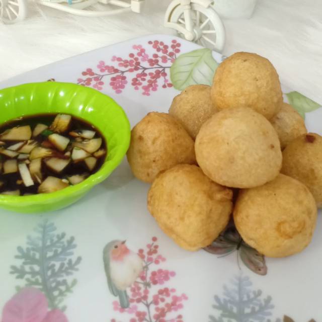 

Pempek Adaan (bulat)