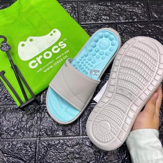 Crocs / Sandal Crocs / Crocs Reviva Slide / Sandal Slide / Crocs Selop / Sandal Wanita / Crocs Wanita / Crocs Woman / Sendal Crocs / Sandal Flat / Sandal Rumah / Crocs Reviva / Sendal Wanita / Reviva