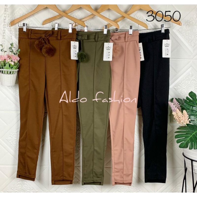 CELANA POMPON WANITA KATUN STRETCH IMPORT