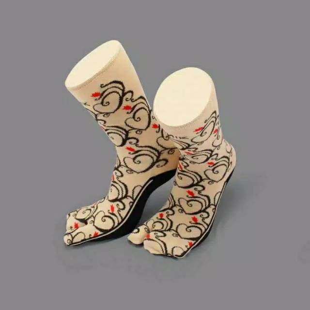 Kaos Kaki Motif Merk  Kanik Infinity Alena
