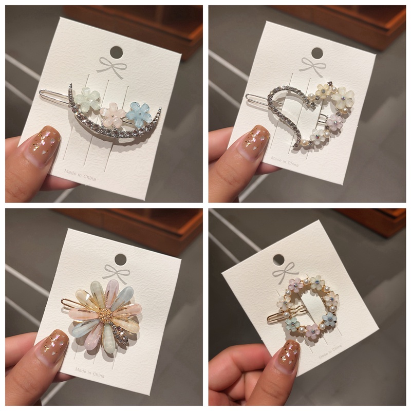 Fancyqube Jepit Rambut Bentuk Geometris Aksen Kristal Ukuran Kecil Untuk Wanita