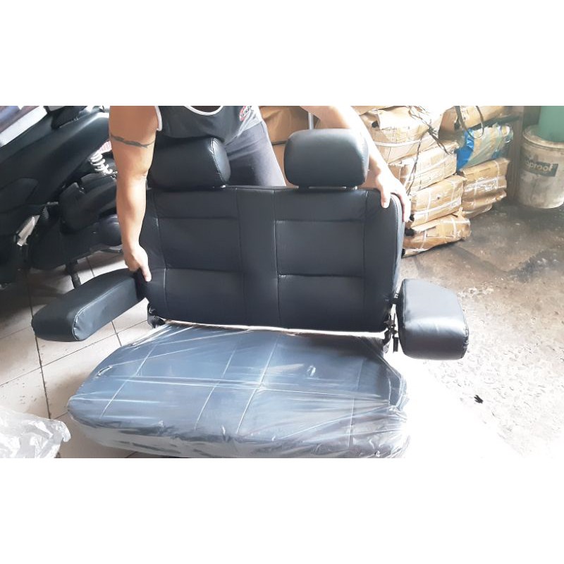 jok belakang mobil feroza atau taff