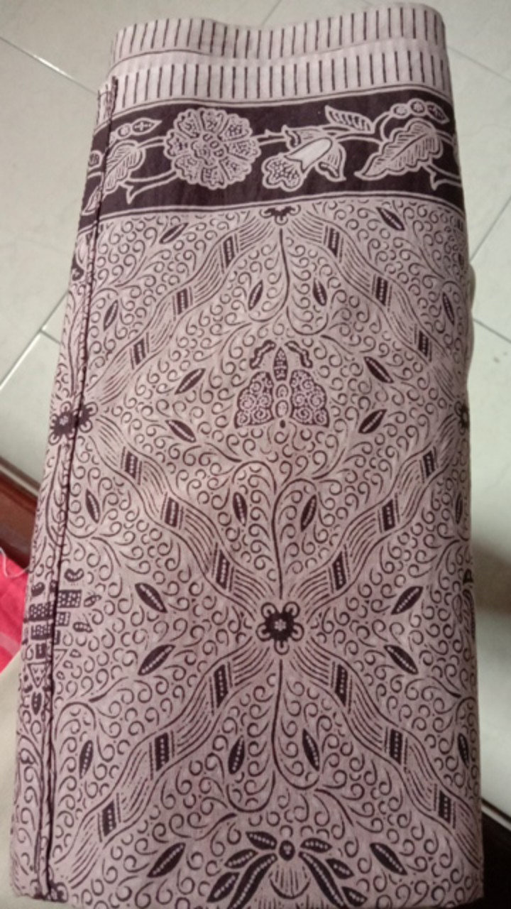 Terlaris!!!  Sarung Batik Solo Premium Seri Dengan Tumpal
