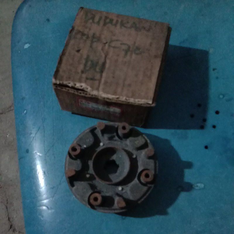 dudukan kopling C70 dudukan kampas kopling c70