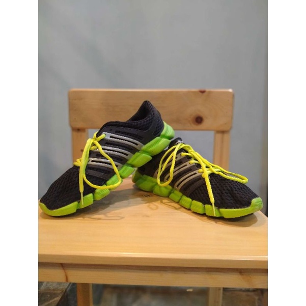 Sepatu ADIDAS CRAZY COOL