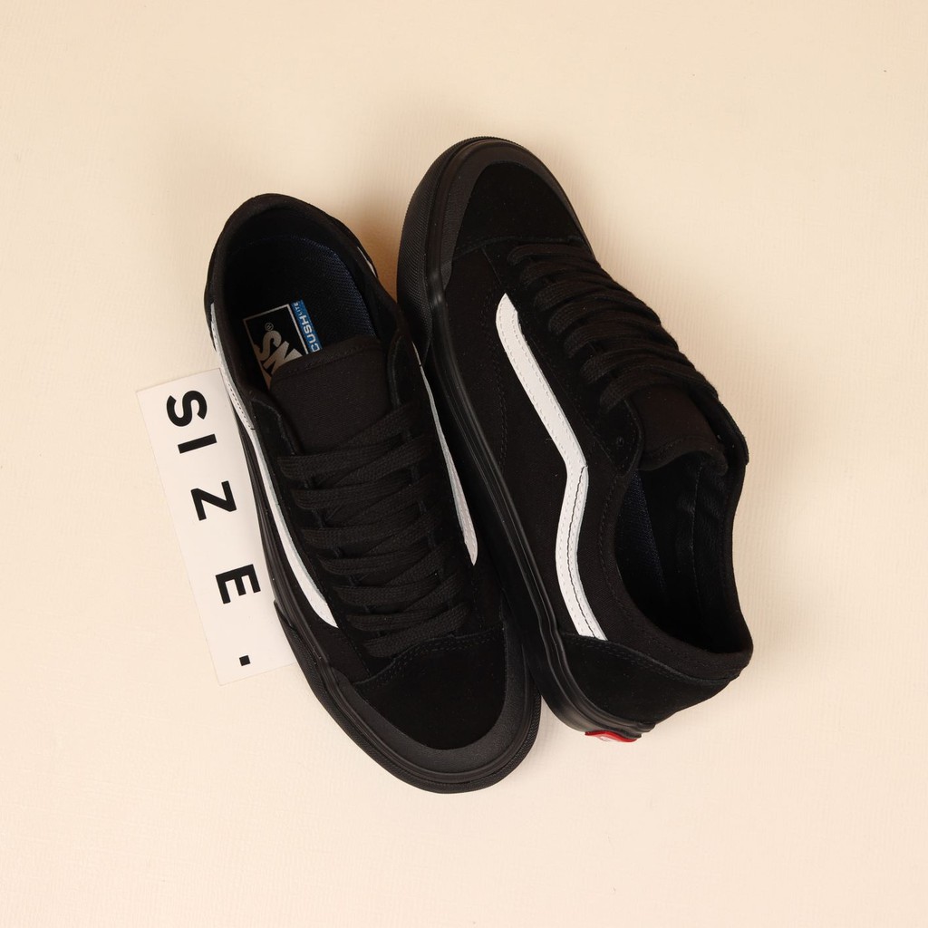 Old skool Akpol Style 36 Second SF All Black 1