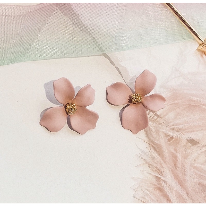 Anting Wanita Tusuk Gaya Korea Motif Kelopak Bunga Lucu Flower Petal Earrings-8