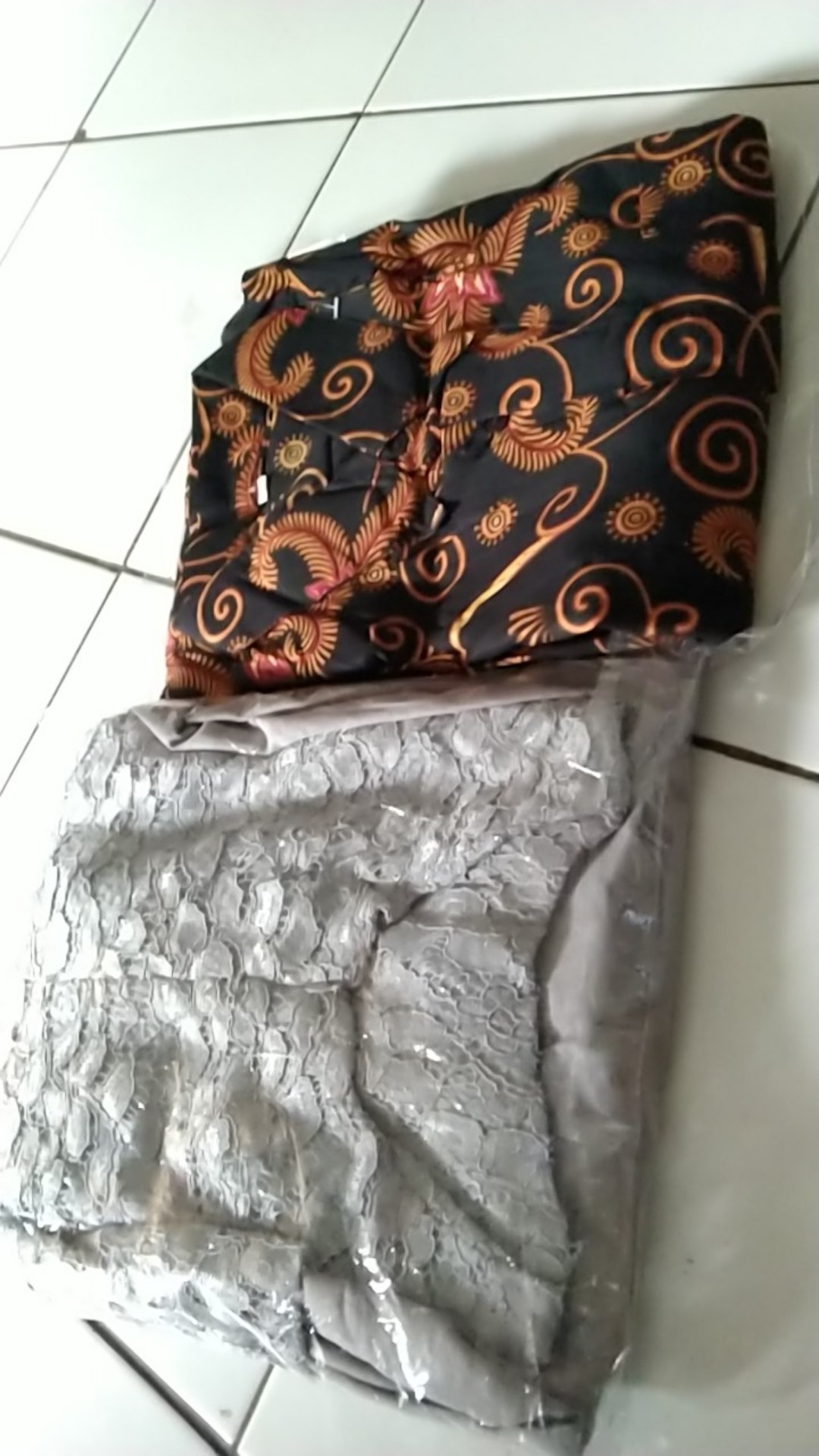 Fashion Batik Fashion Modern Couple Sarwendah Couple Anami Hayunda Soegiharto.grosir