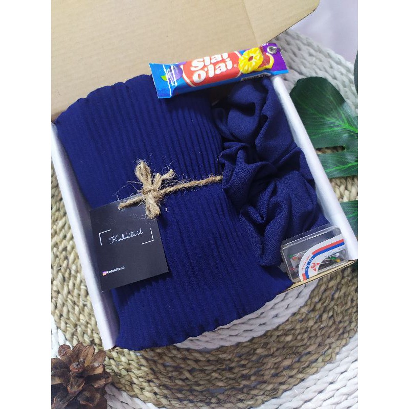 kado wisuda / ultah cewe