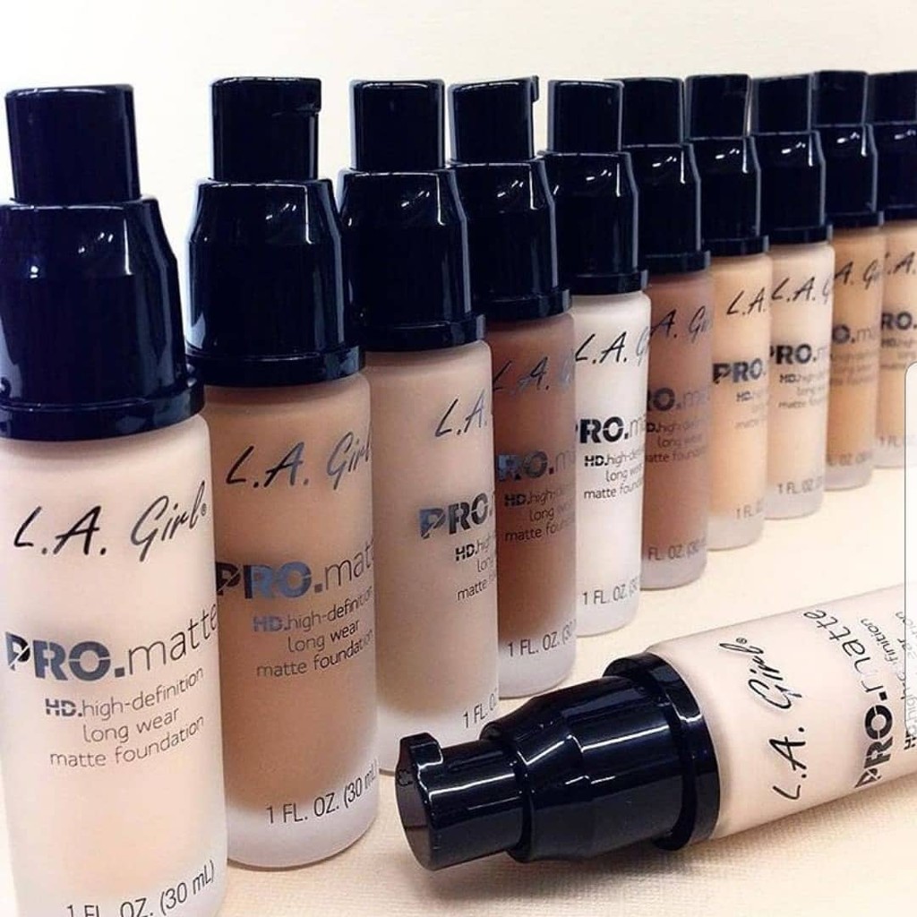 La Girl Pro Matte Foundation  Alas Bedak