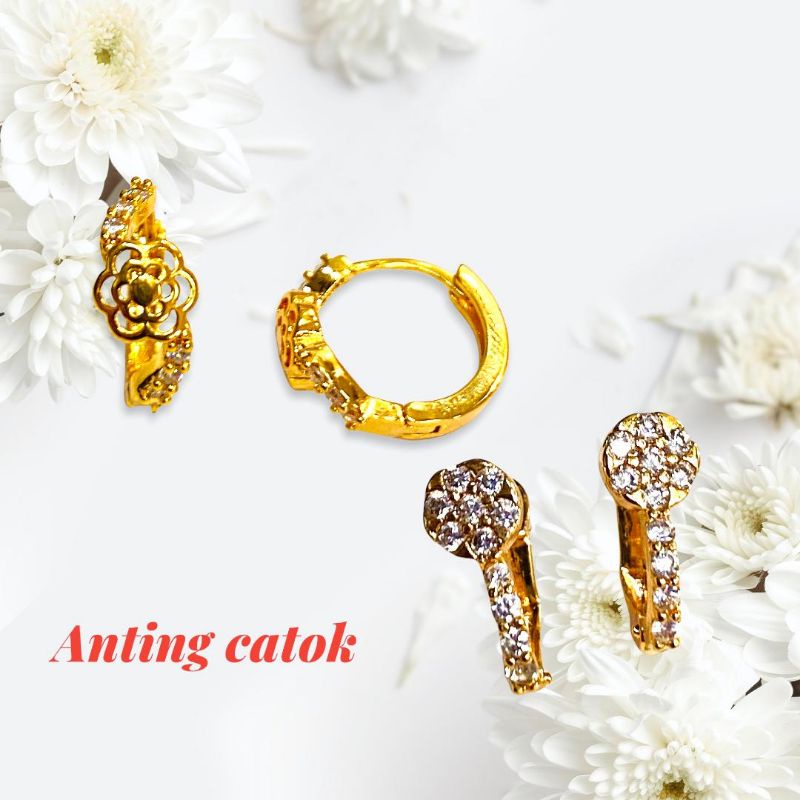 anting permata perhiasan lapis emas//anting lapisan emas