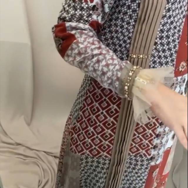 Jameela Luxury Javina