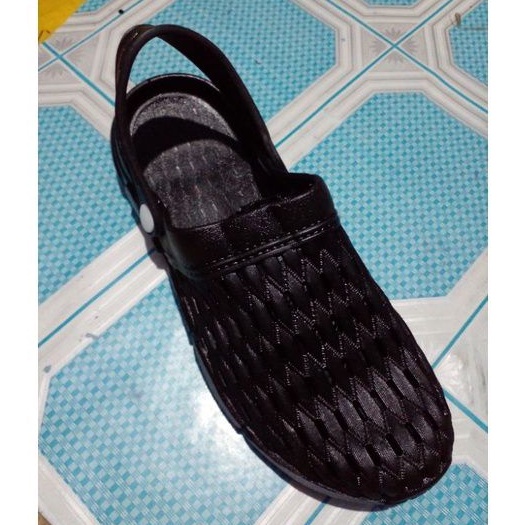 154 / sandal slop pakai tali belakang untuk pria merk you ken size 38 - 43