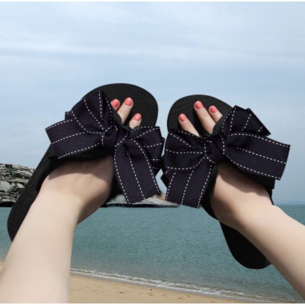 Sandal wanita / sandal pantai / sepatu wanita / sandal murah / sandal premium / sepatu fashion / san