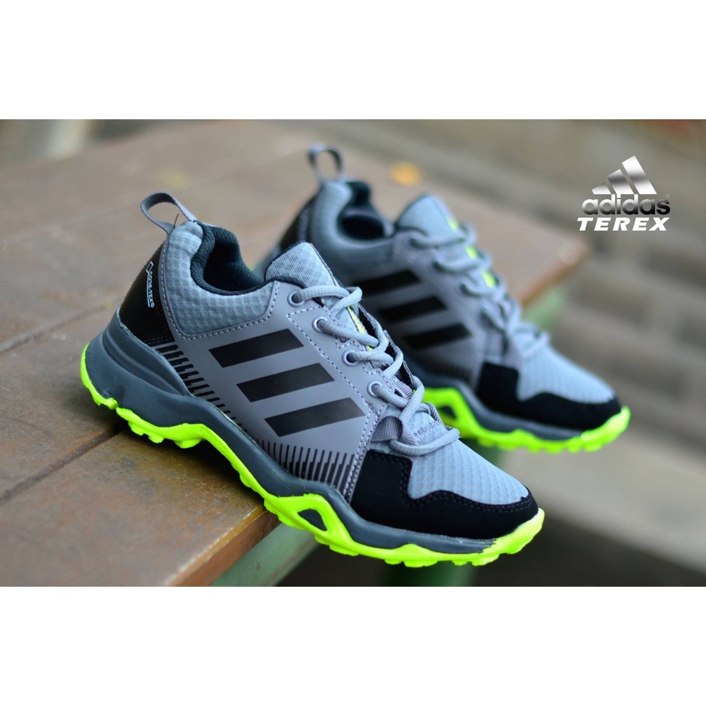 Jual SEPATU PRIA ADIDAS TERREX BOOST SEPATU SNEAKERS PRIA OLAH RAGA