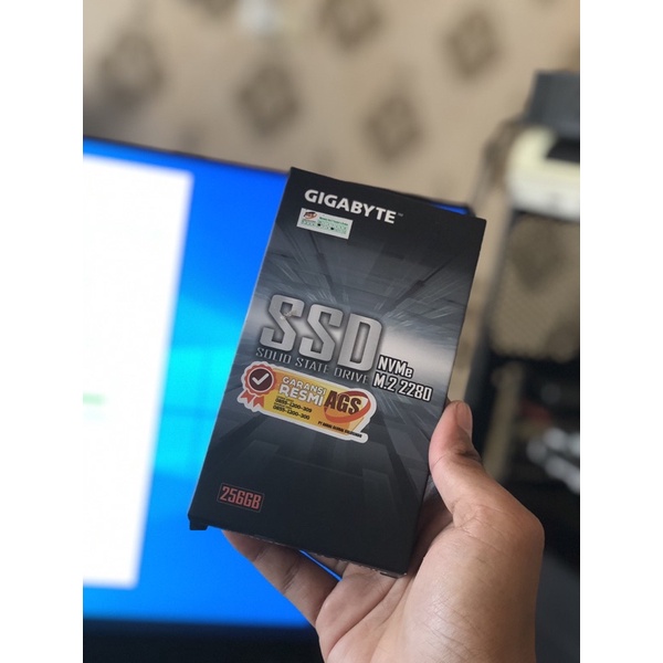 SSD NVME m.2 2280 256gb gigabyte