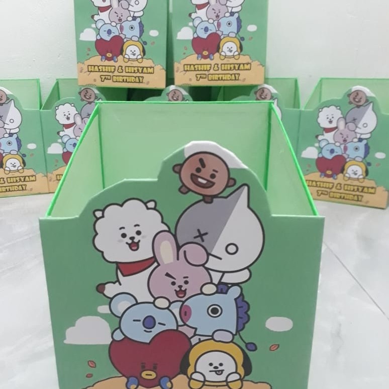 Hampers 15 x 20 cm Bt21 BTS drakor Blackpink Babyshark Marvell utk ulang tahun