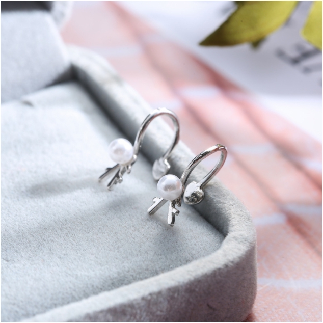 Korean Simple Antlers Pearl Ear Clips Without Pierced Female Sweet Sen Bone Clips Clip Earrings