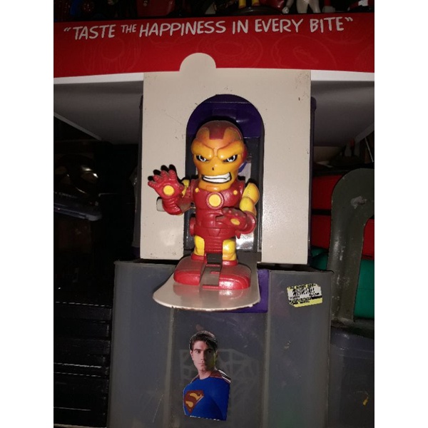 MARVEL ACTION FIGURE