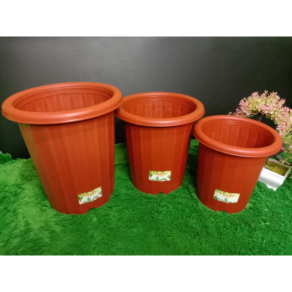 Pot tanaman bunga yogap ukuran 13 merah bata