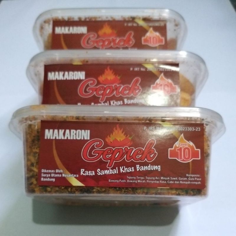 

Makaroni Geprek 44gr Level 10 sambal Khas Bandung