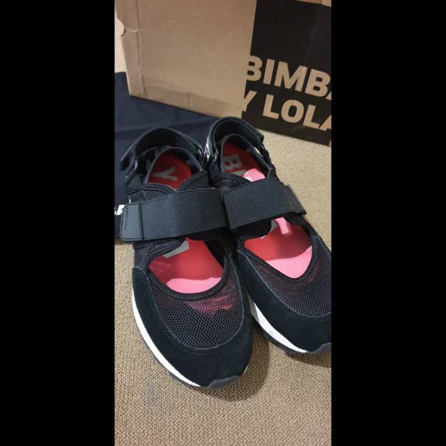 Sepatu Bimba Y lola