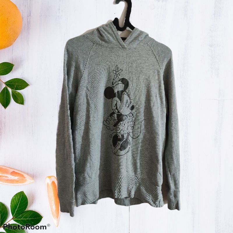 Sweater UNIQLO Second Original / Sweater Uniqlo Cewek Second Original / Sweater Uniqlo Original