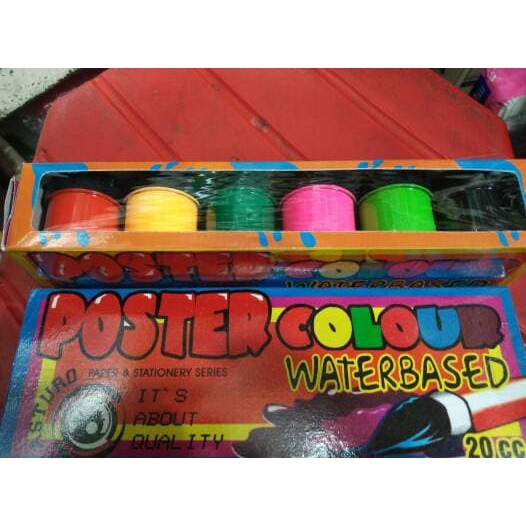 

cat air warna