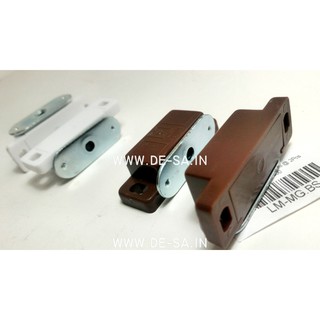 2 x Lama 48MM Door Magnetic Catches Keces Magnet Pintu 2 x Lama 48MM Door Magnetic Catches Keces Magnet Pintu