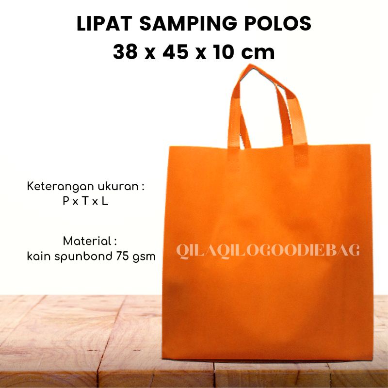 

TAS SPUNBOND LIPAT SAMPING POLOS ukuran 38 x 45 x 10 cm (P x T x L)