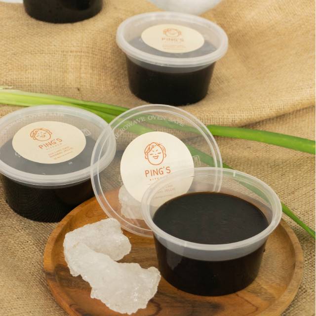 

Gui Ling Gao Herbal Jelly 300 mL