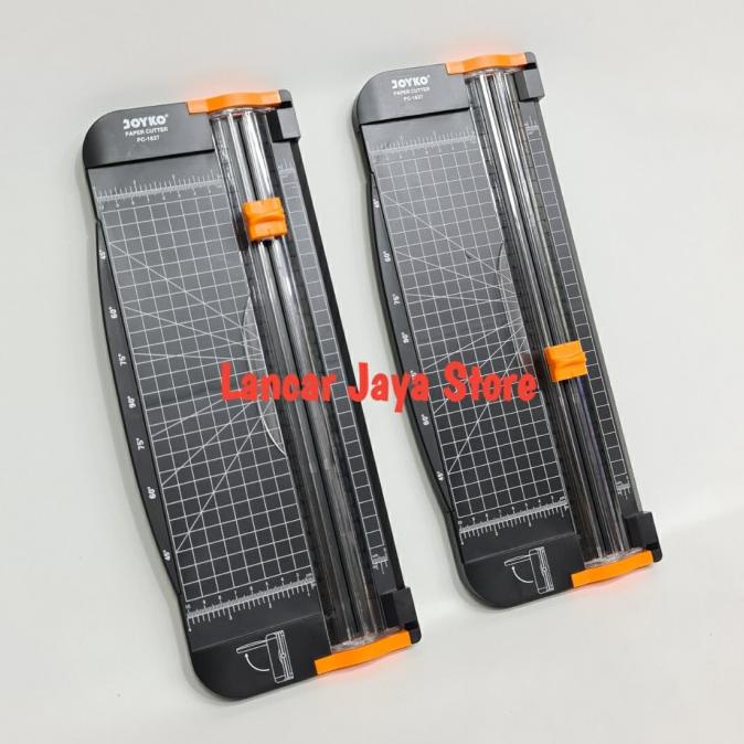 

OPEN RESSELER Paper Cutter A4 Joyko PC1637 16x37 CM Pemotong Kertas Dorong Tarik A4