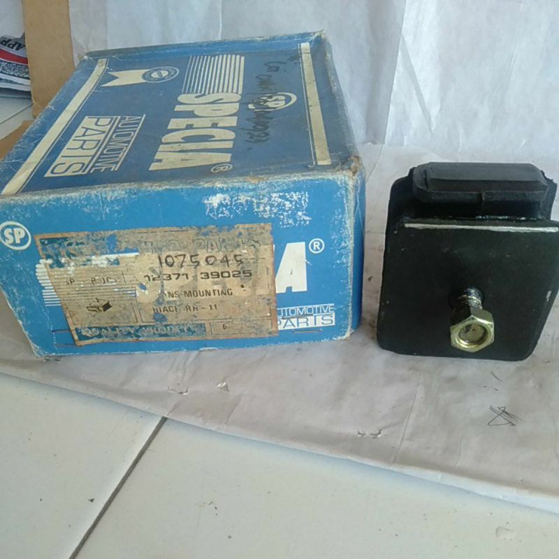 TRANSMISION MOUNTING TOYOTA HIACE BENSIN