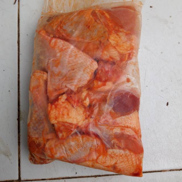 

Ayam marinasi